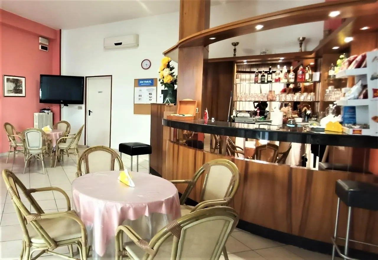 Hotel Rossella Rimini 2*,  Italien
