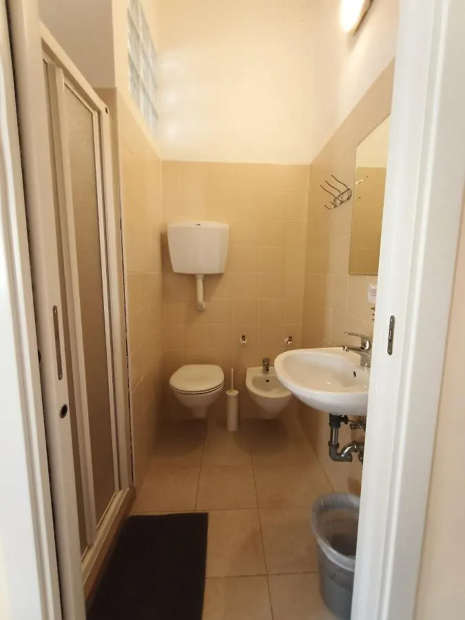 Hotel Rossella Rimini 2*,  Italien