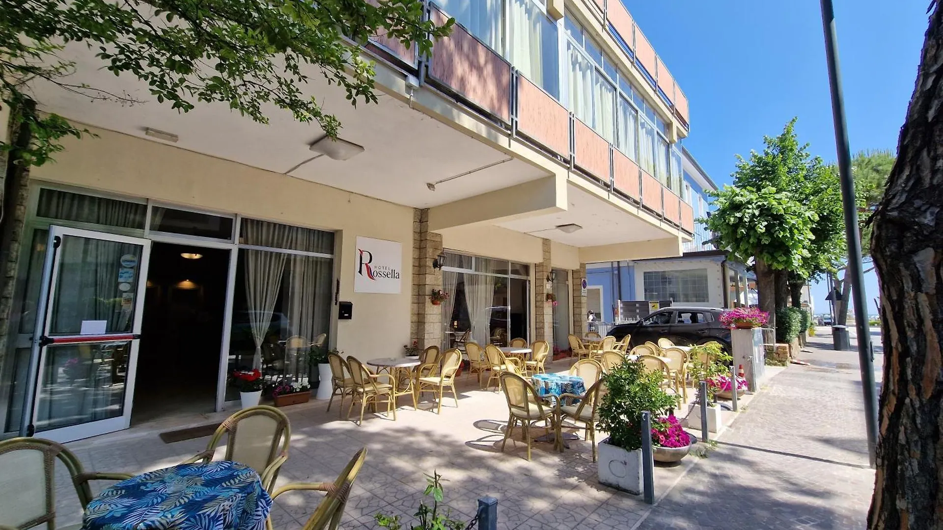 Hotel Rossella Rimini 2*,  Italy